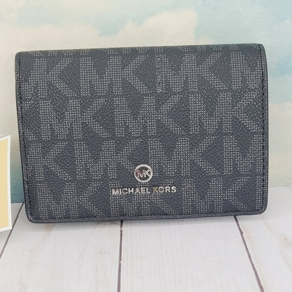 Michael Kors Handbags - Michael Kors Medium Slim Wallet Black
